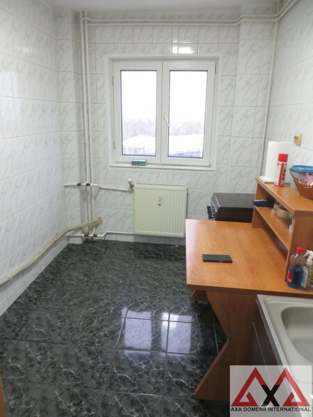 Campia Libertatii, decomandat, acces metrou Piata Muncii