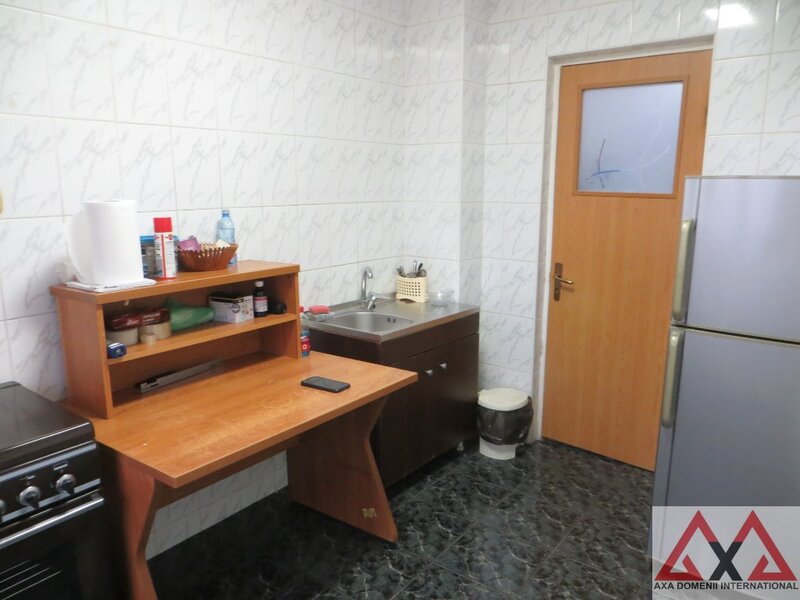 Campia Libertatii, decomandat, acces metrou Piata Muncii